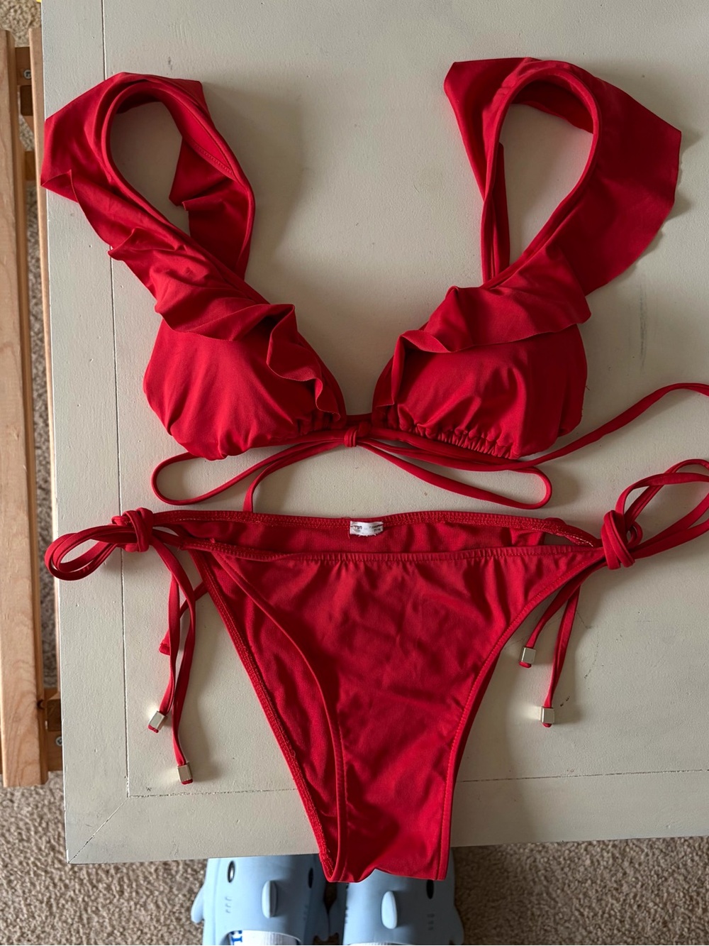 red frill swim set